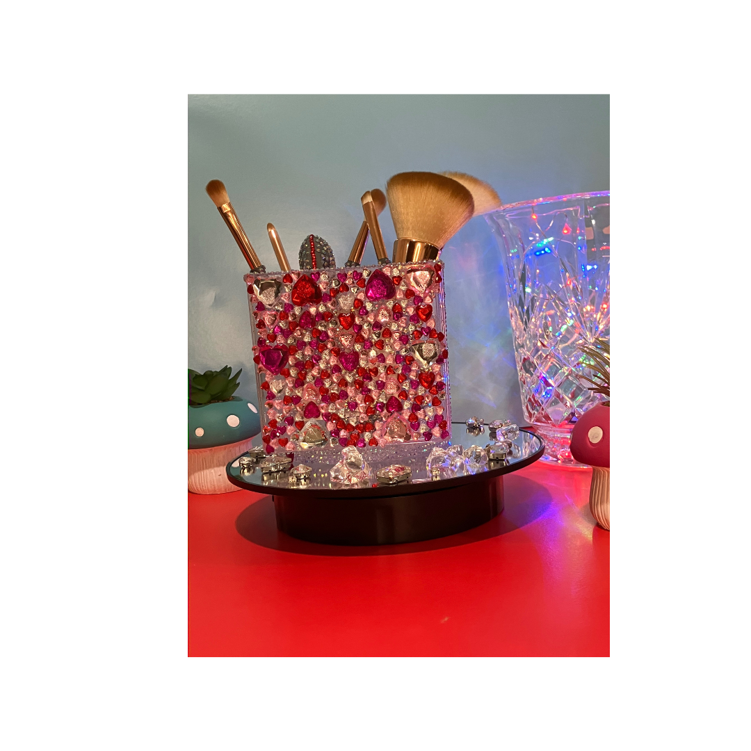 Pamper My Heart Makeup Brush Caddy